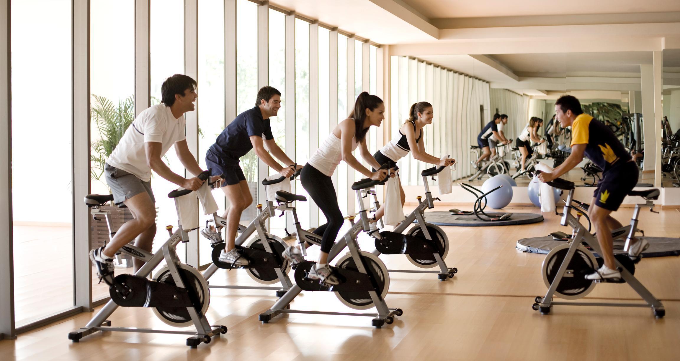 فندق غراند ريفييرا برينسيز - شامل كليًا بلايا ديل كارمن المظهر الخارجي الصورة Indoor cycling
